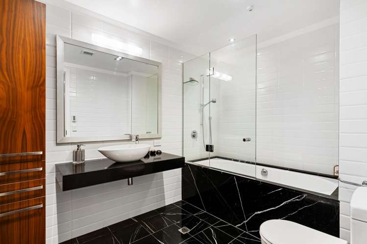 2A/36 Saint Stephens Avenue Parnell_23