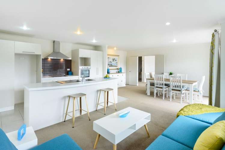 12 Evelyn Place Papamoa_1