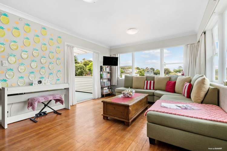 17 Okareka Place Pakuranga Heights_4