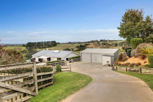 Peaceful Lifestyle in Rural Waiuku – Te Toro Charm