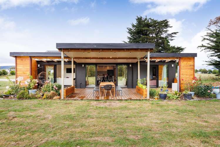 2 Ashgrove Lane Ashhurst_6