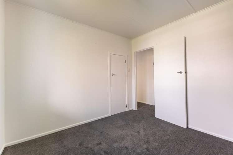 2 Firth Place Awapuni_14