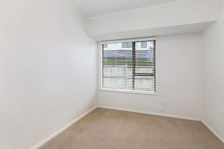 1/54 Seaview Terrace Mt Albert_15