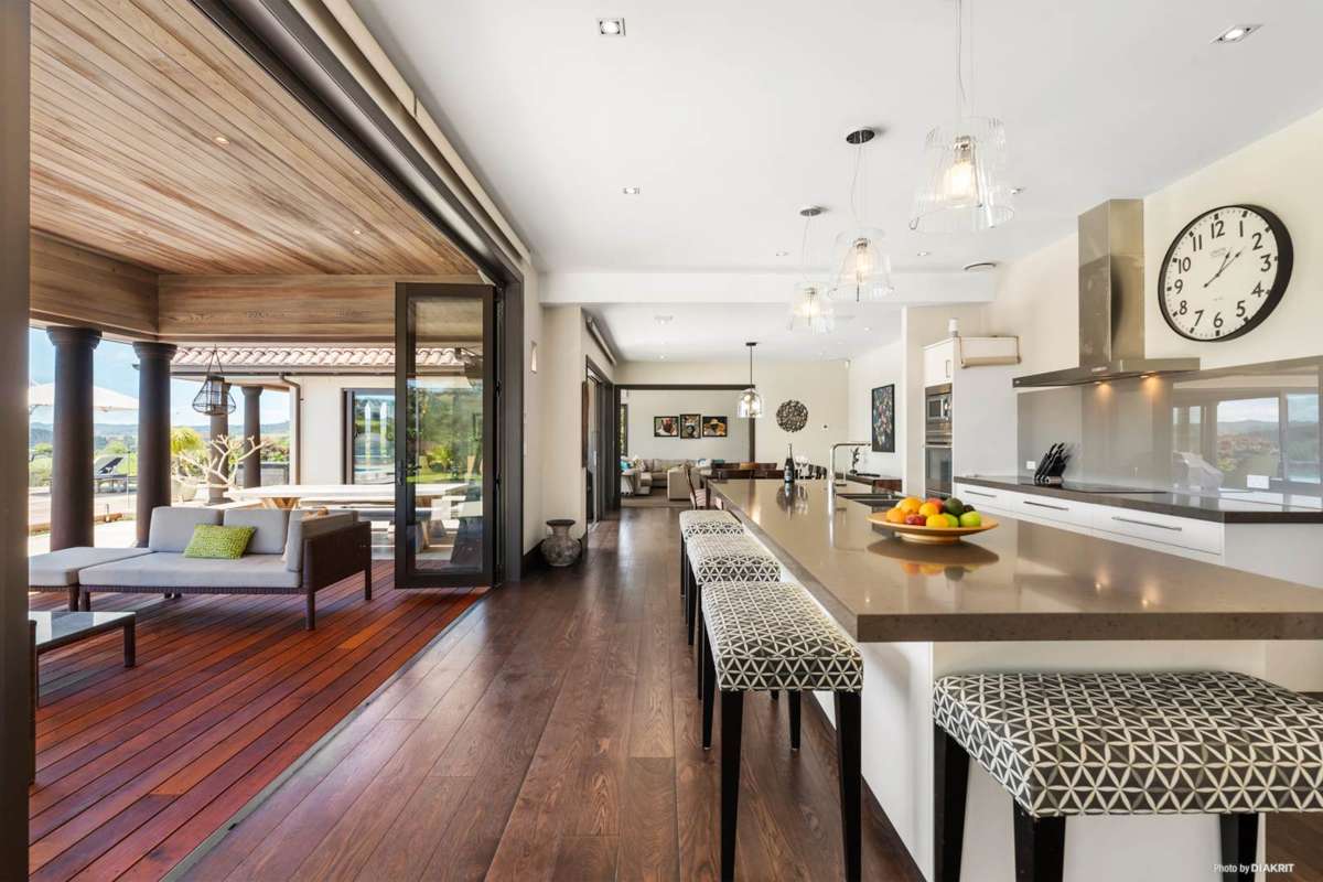 568A Whitford Road_1