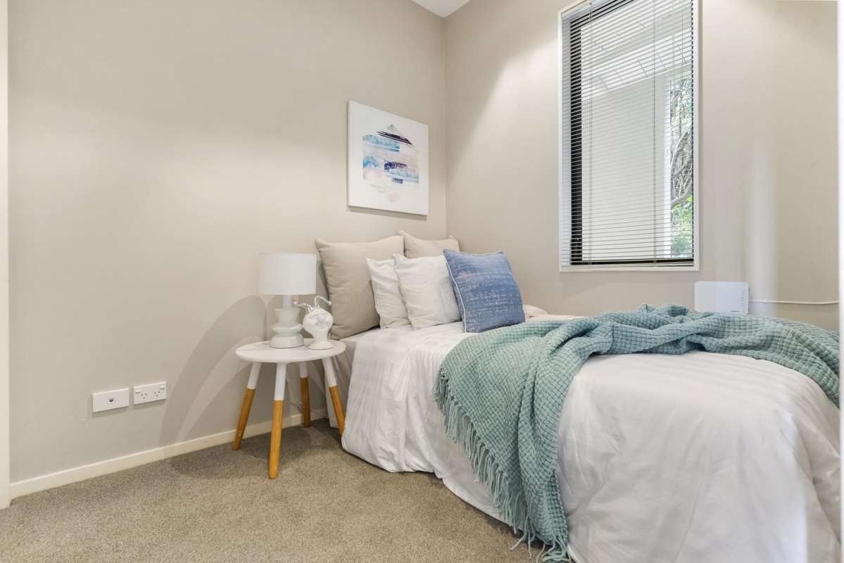 102B/525 East Coast Road_4