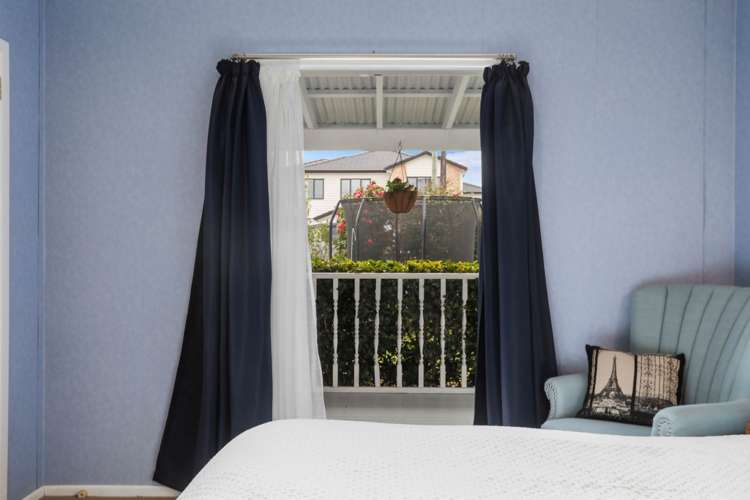 1 Kelvyn Grove Hillpark_19