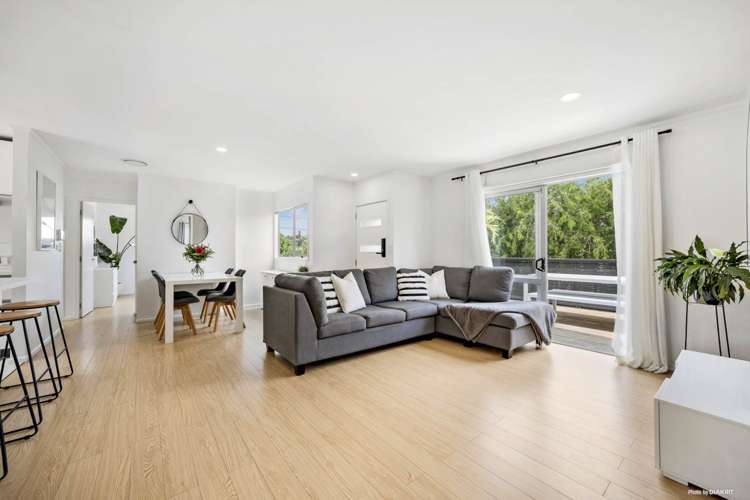 52 Doyly Drive Stanmore Bay_7