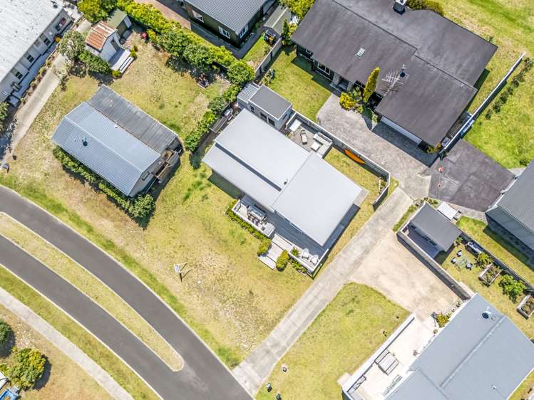 147 The Fairway Matarangi_33