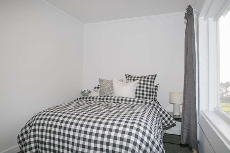 40 Theodore Street Bluff_23