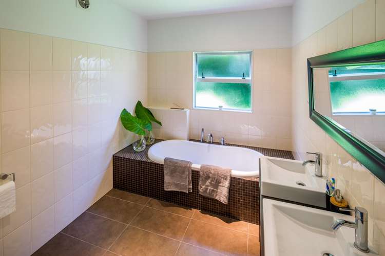 153 Onslow Road Khandallah_8