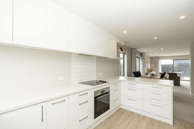 6 Ogilvie Avenue Chartwell_2