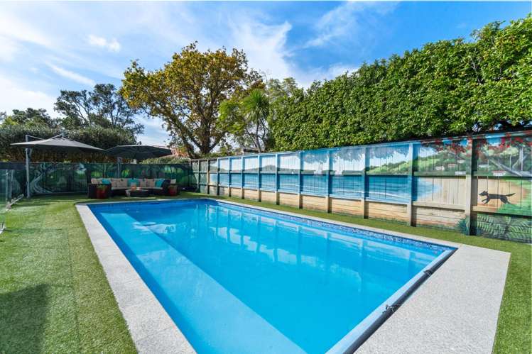 6 Russell Street Stanley Point_39