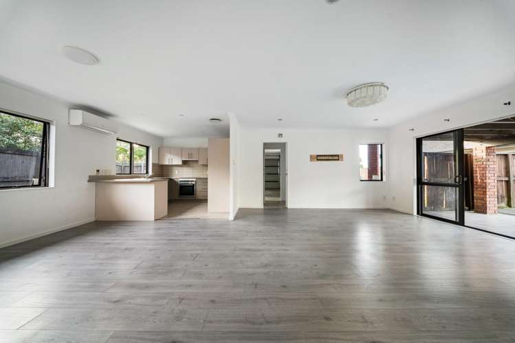 8 Carisbrook Crescent Papakura_6