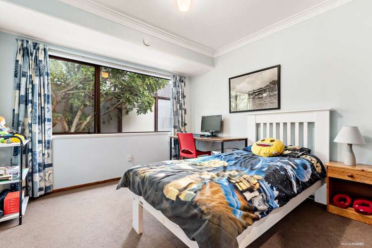 17 Hayes Place Highland Park_12