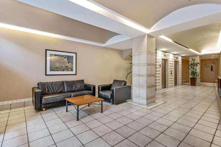 9a/4 Short Street Auckland Central_12