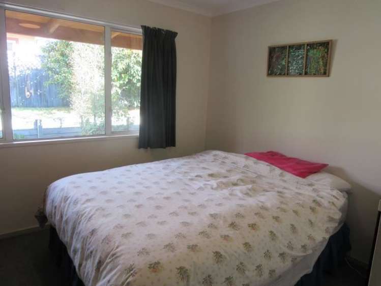 24 Bernard Road Albert Town_5