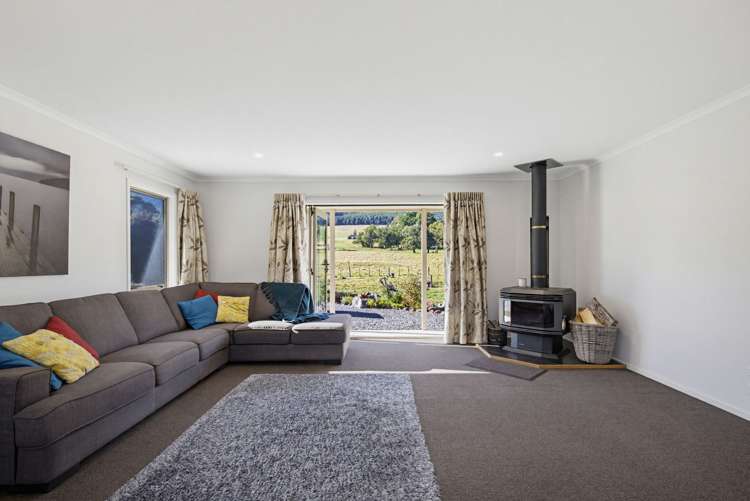 12 Range View Road_4