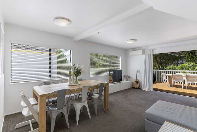 13/24 Beswick Place Birkdale_0