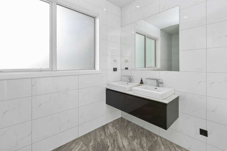 19 Mike Smith Drive Cambridge_25