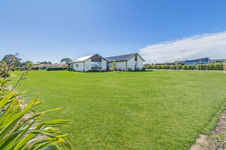 56 Verdeco Boulevard Lincoln_33