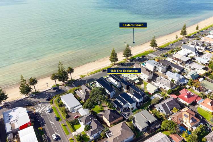 18B The Esplanade Eastern Beach_23