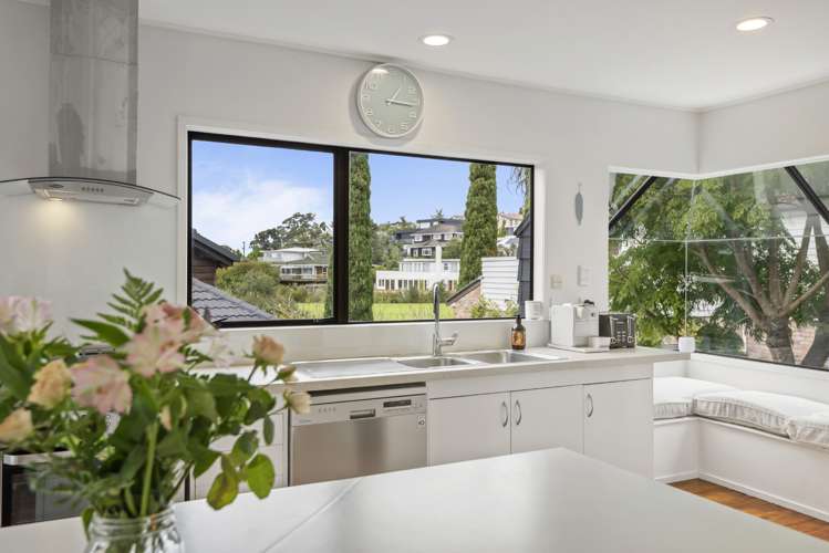 2/14a Commodore Parry Road Castor Bay_7