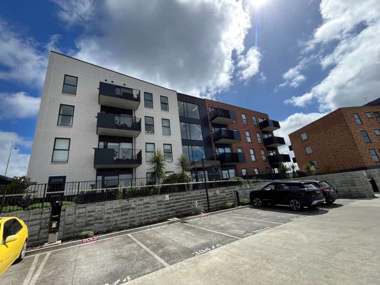 302/4 Rauroa Lane Hobsonville_0
