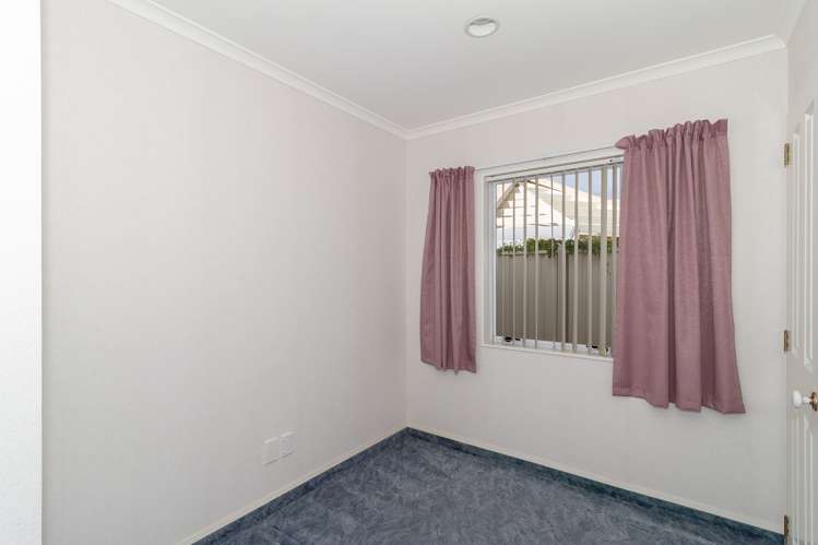 3 Lowndes Place Taradale_11