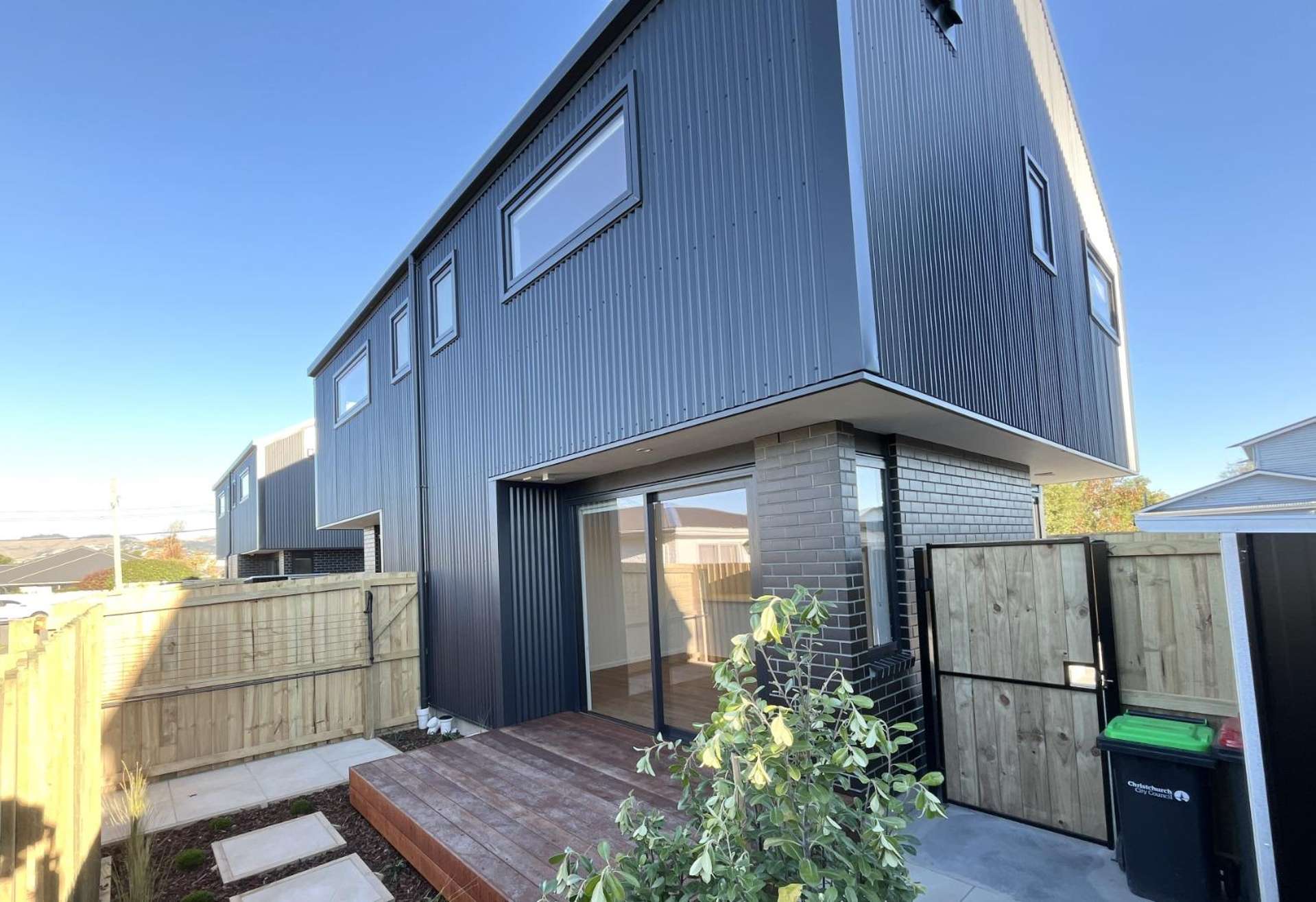 4/83 Edinburgh Street 10222_0