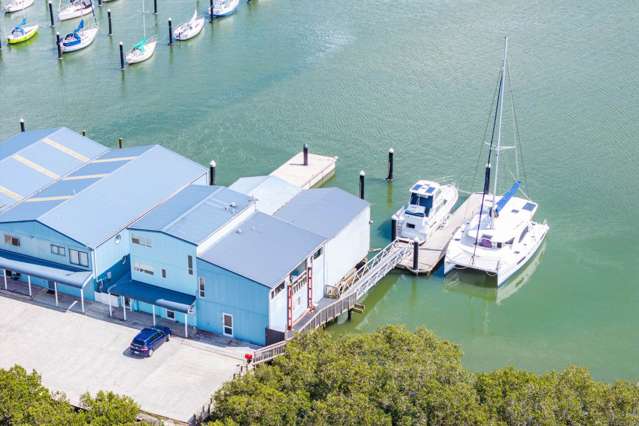 2 Marina Berths + Apartment + Boatshed