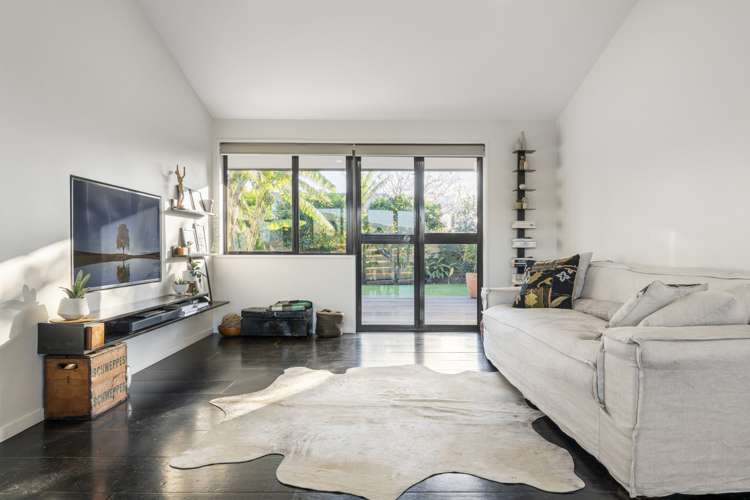 16 Ranginui Road Welcome Bay_4