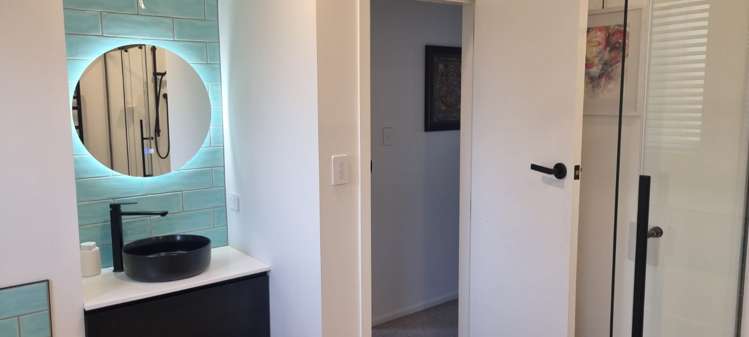 12 Titoki Avenue Waipahihi_17