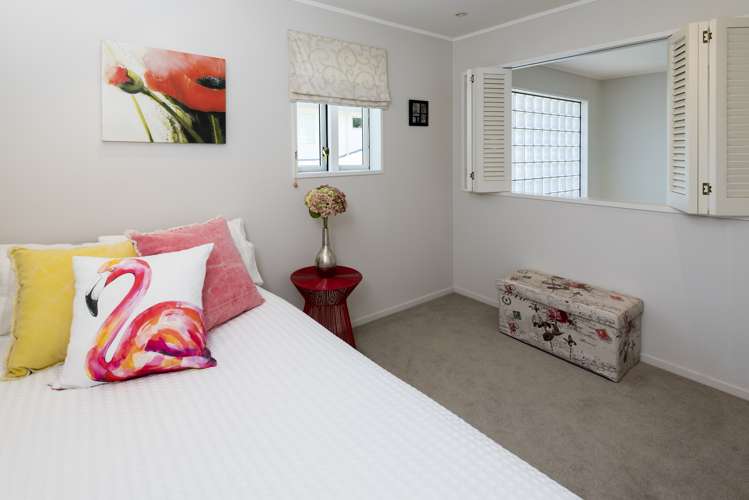 77 Fisher Parade Sunnyhills_17