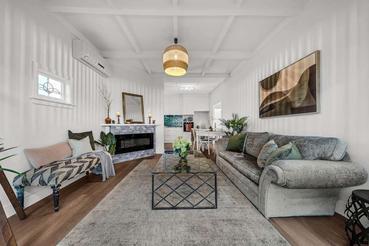 4050 Great North Road_5