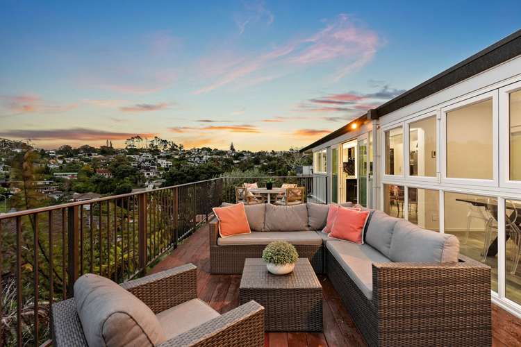 11 Theodora Place Mairangi Bay_19