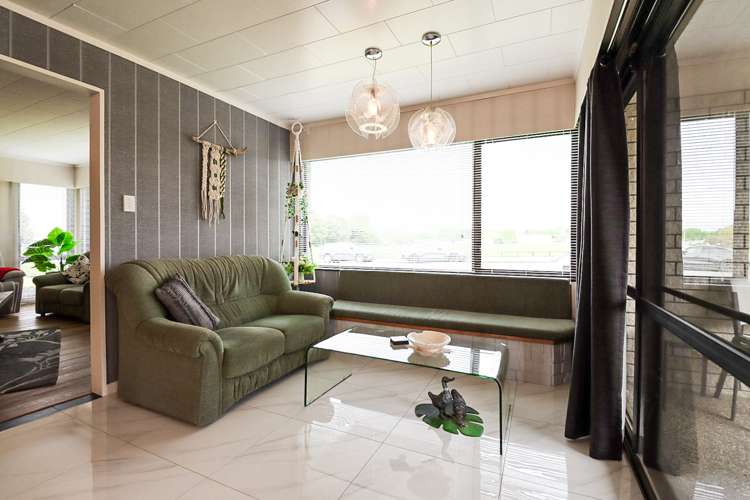 78 Guy Street Dannevirke_12