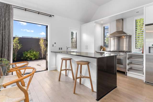 5 Merivale Lane Merivale_2