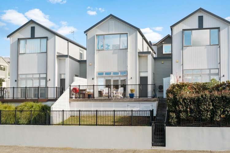 4 Watermill Lane Silverdale_14