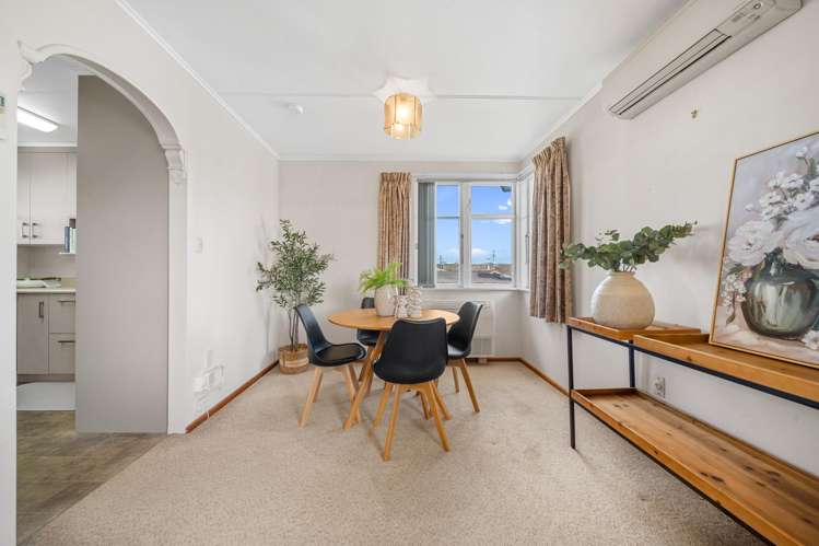 8 Wavell Crescent Lansdowne_3