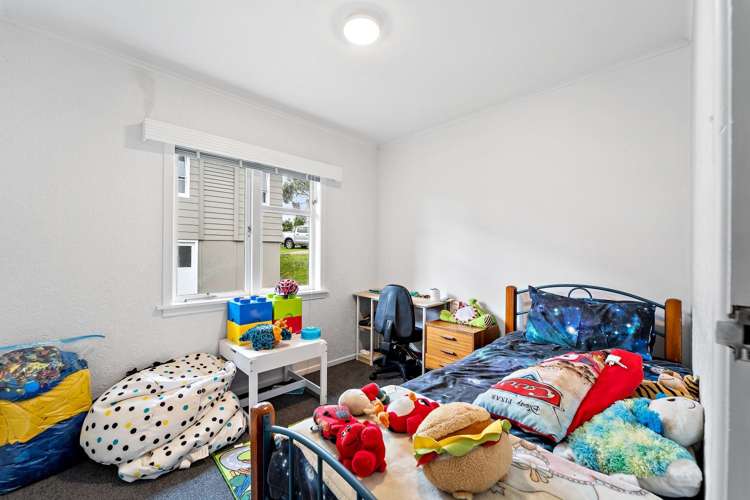 64 Sherwood Avenue Te Atatu South_8