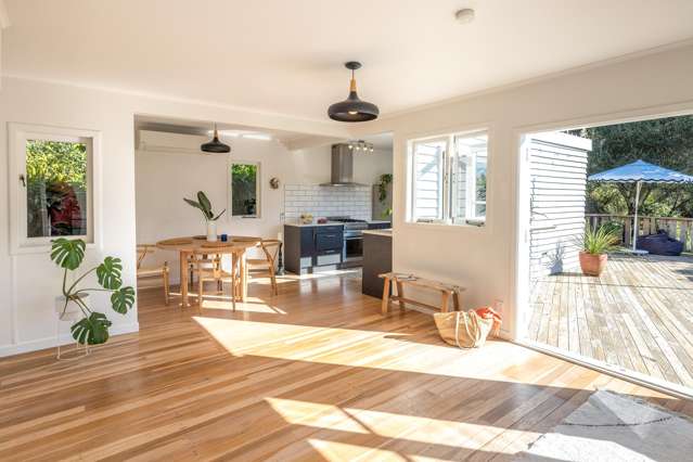 184 Ocean View Road Oneroa_2