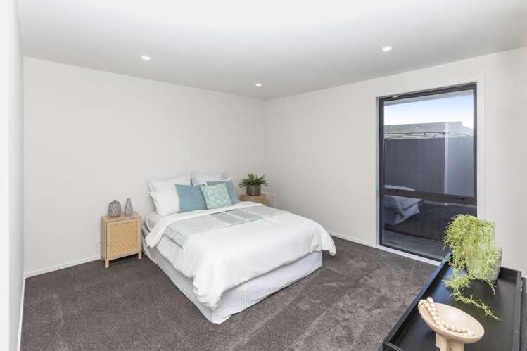 2 Cutts Road Russley_13