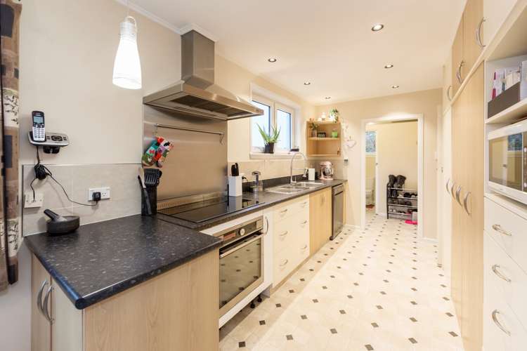 8 Stanton Crescent Hoon Hay_3