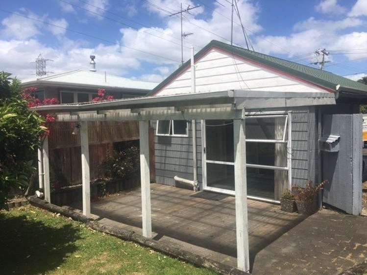 6 Meadow Crescent Te Atatu South_9