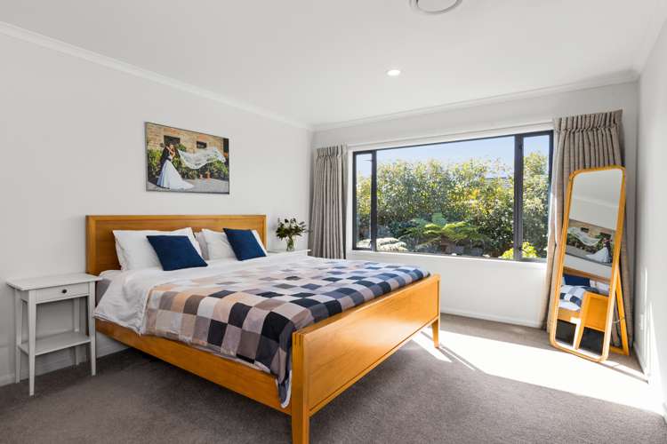 11a Bowling Road Greenmeadows_15