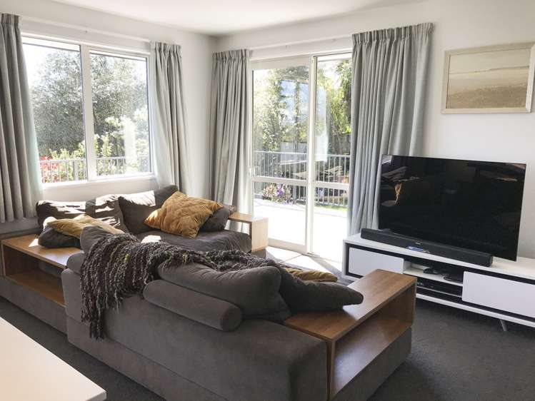 19a View Mount Stoke_10