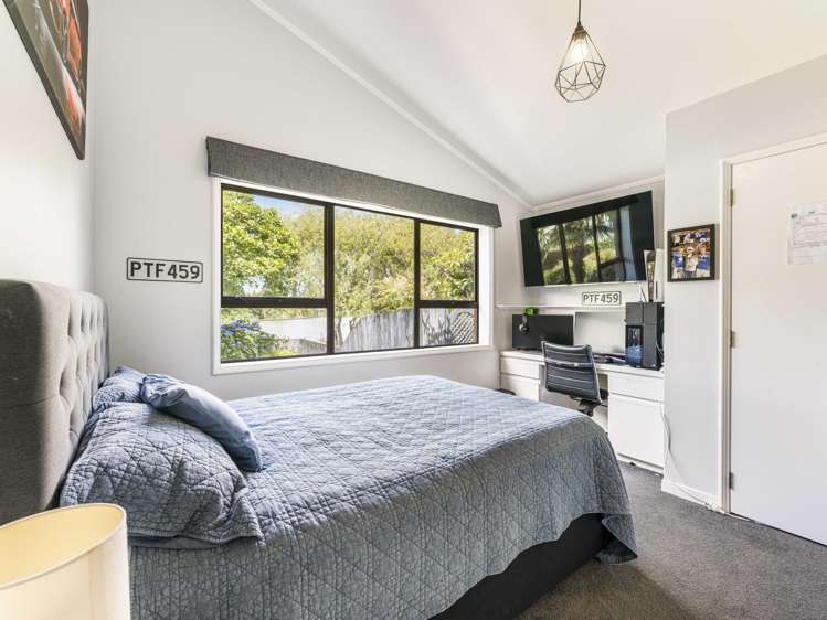 11 Freelance Terrace Pahurehure_13