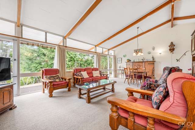 42 Norana Road Maoribank_3