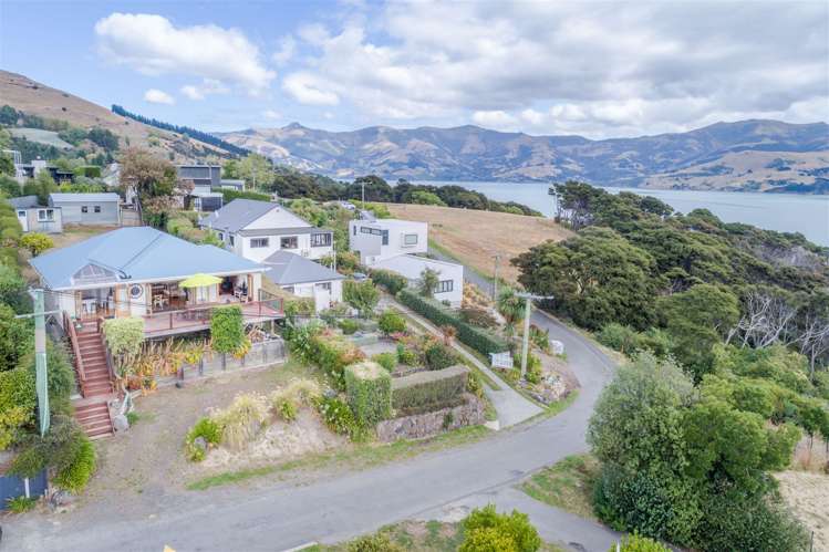 15 Penlington Place Akaroa_11