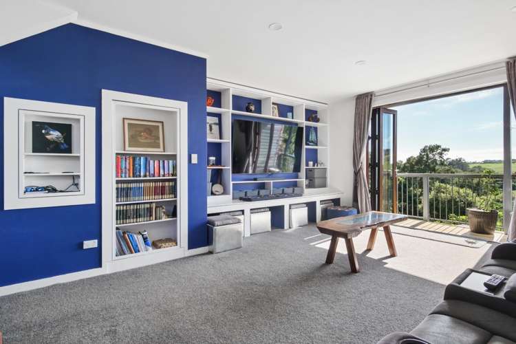 10 Lochinvar Place Hairini_11